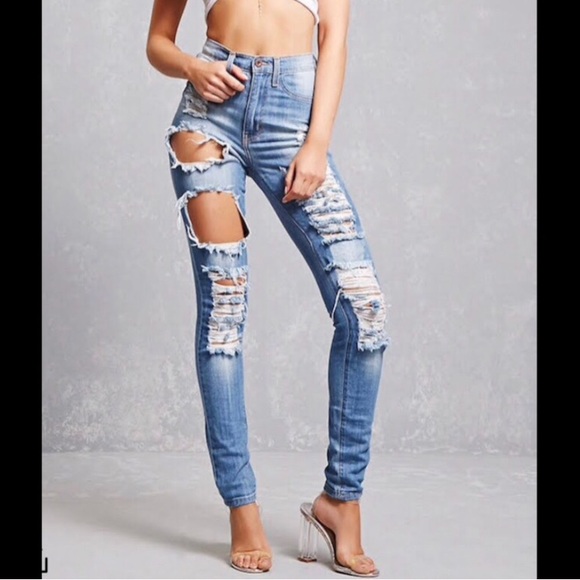 Aphrodite Fashion Nova Ripped high waist Jeans NWT